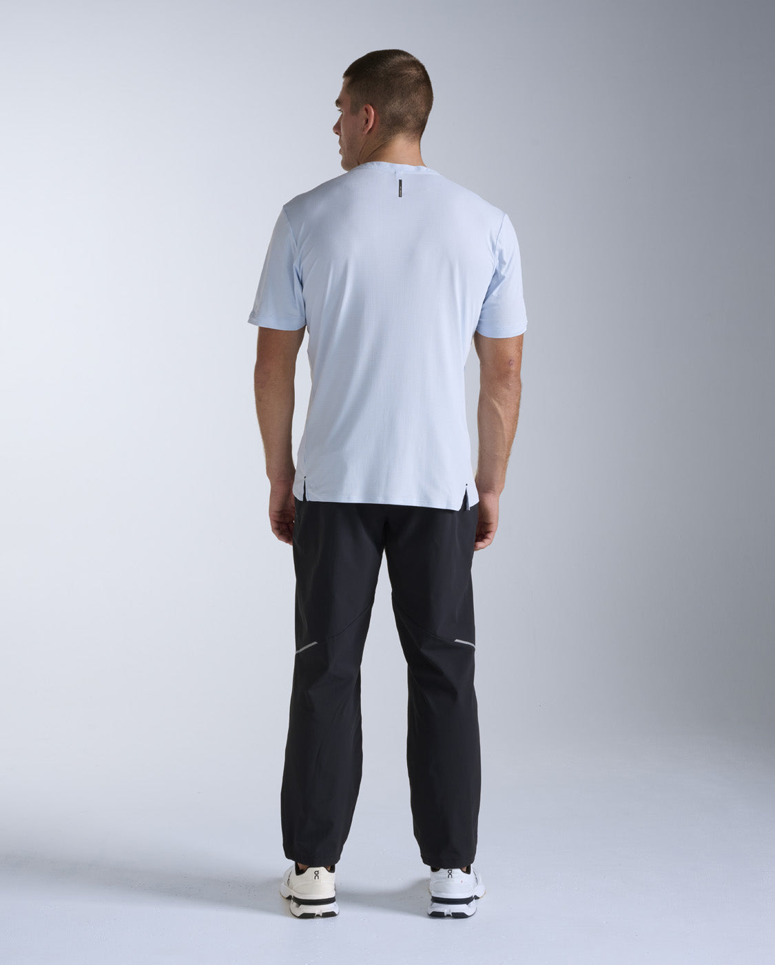 2xu-aero-trail-jogger-herren-schwarz image 6