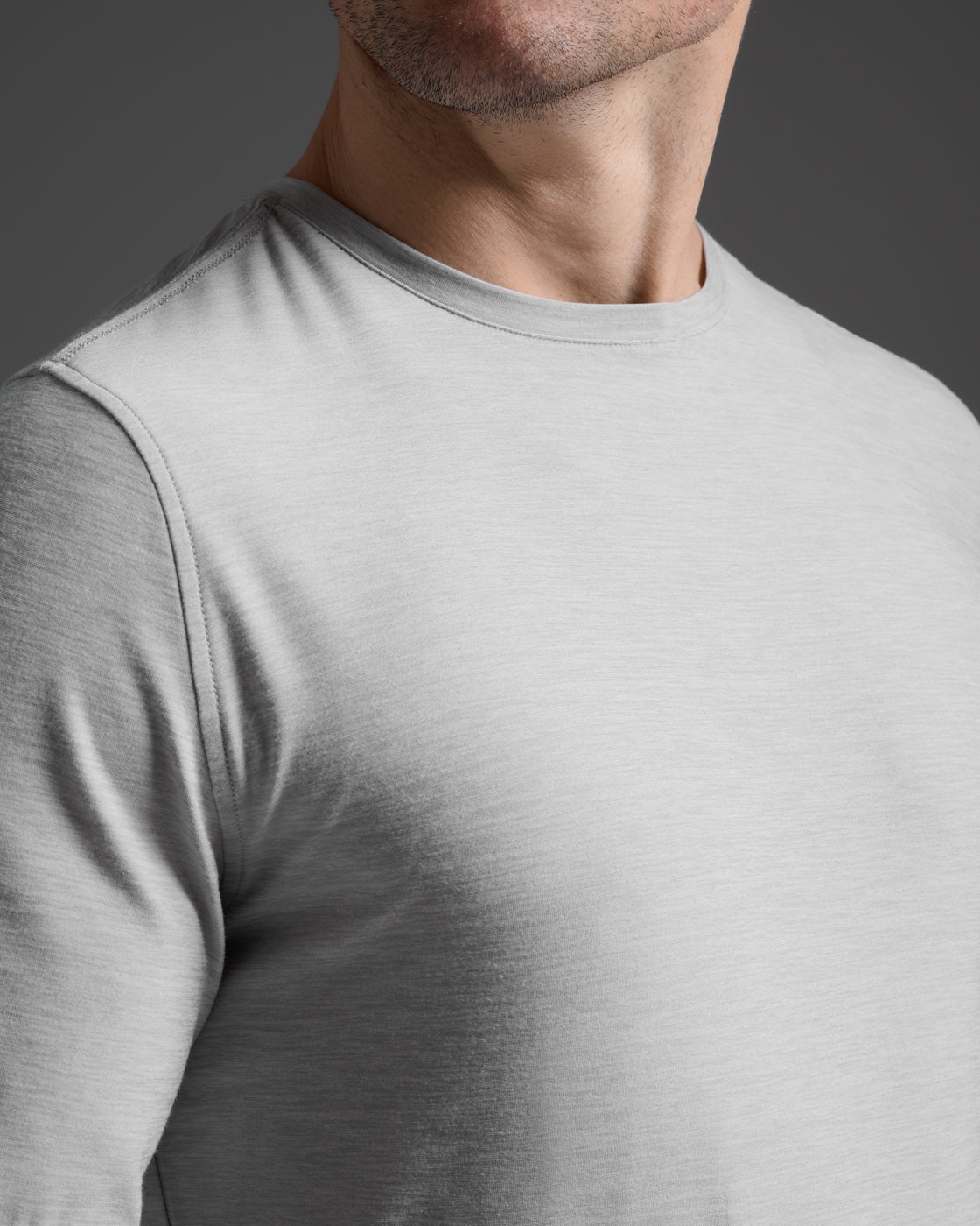 2xu-signature-langarmshirt-herren-harbor-mist-regular image 7