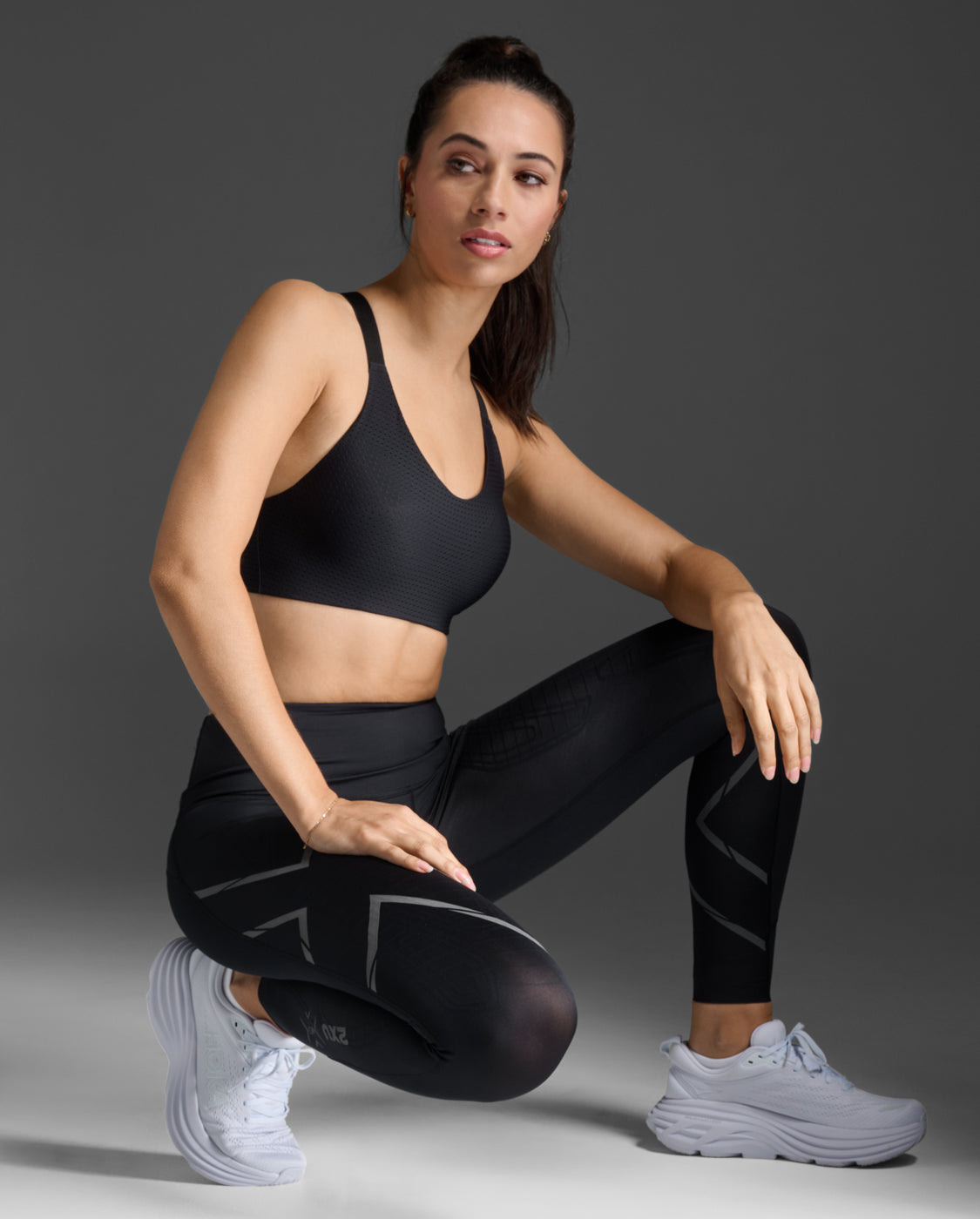 2xu-light-speed-mid-rise-tights-herren-black-black-reflective image 6