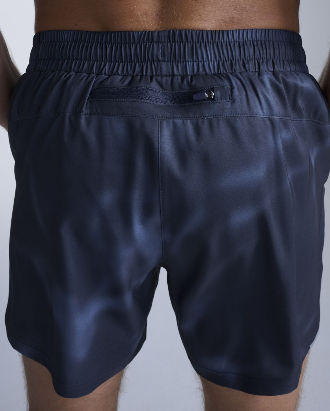 2xu-aero-5-inch-shorts-lined-herren-midnight-marble image 5
