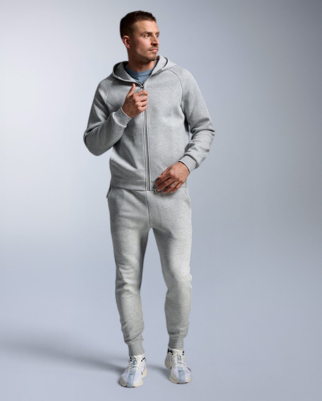 2xu-24-7-commute-spacer-trainingshose-grau-fleece image 5