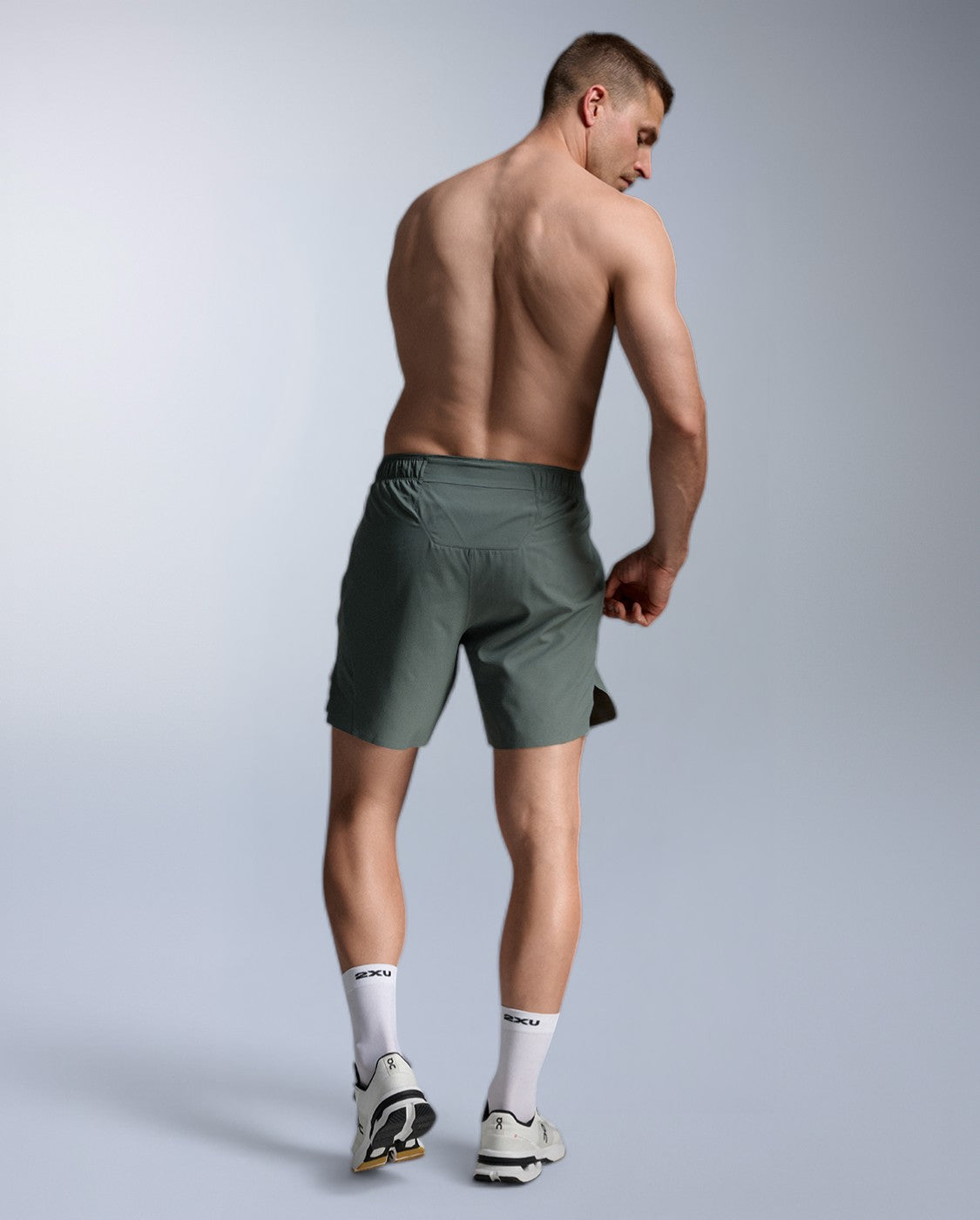 2xu-motion-7-inch-shorts-herren-olive-trainingsshorts image 5