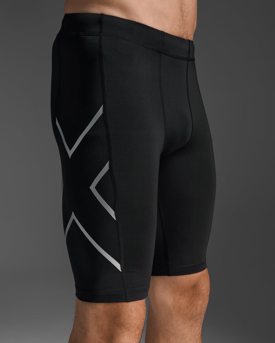 2xu-core-compression-shorts-kompressionsshorts-schwarz-herren image 8
