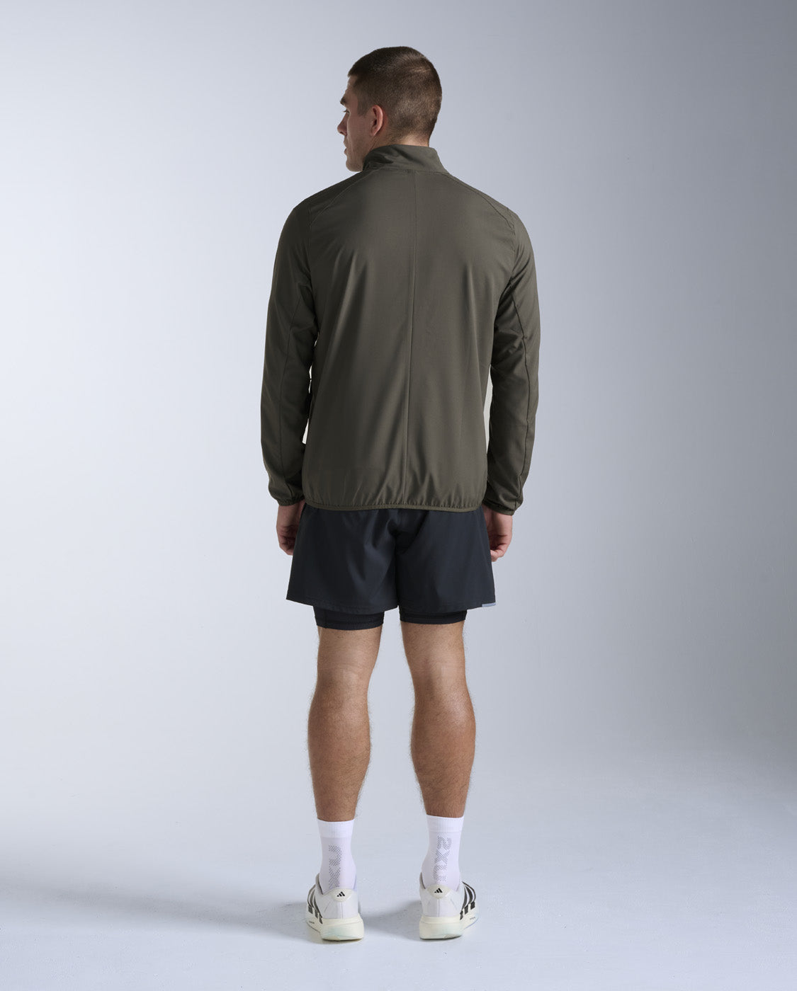 2xu-aero-jacket-laufjacke-flint-black-reflective image 5