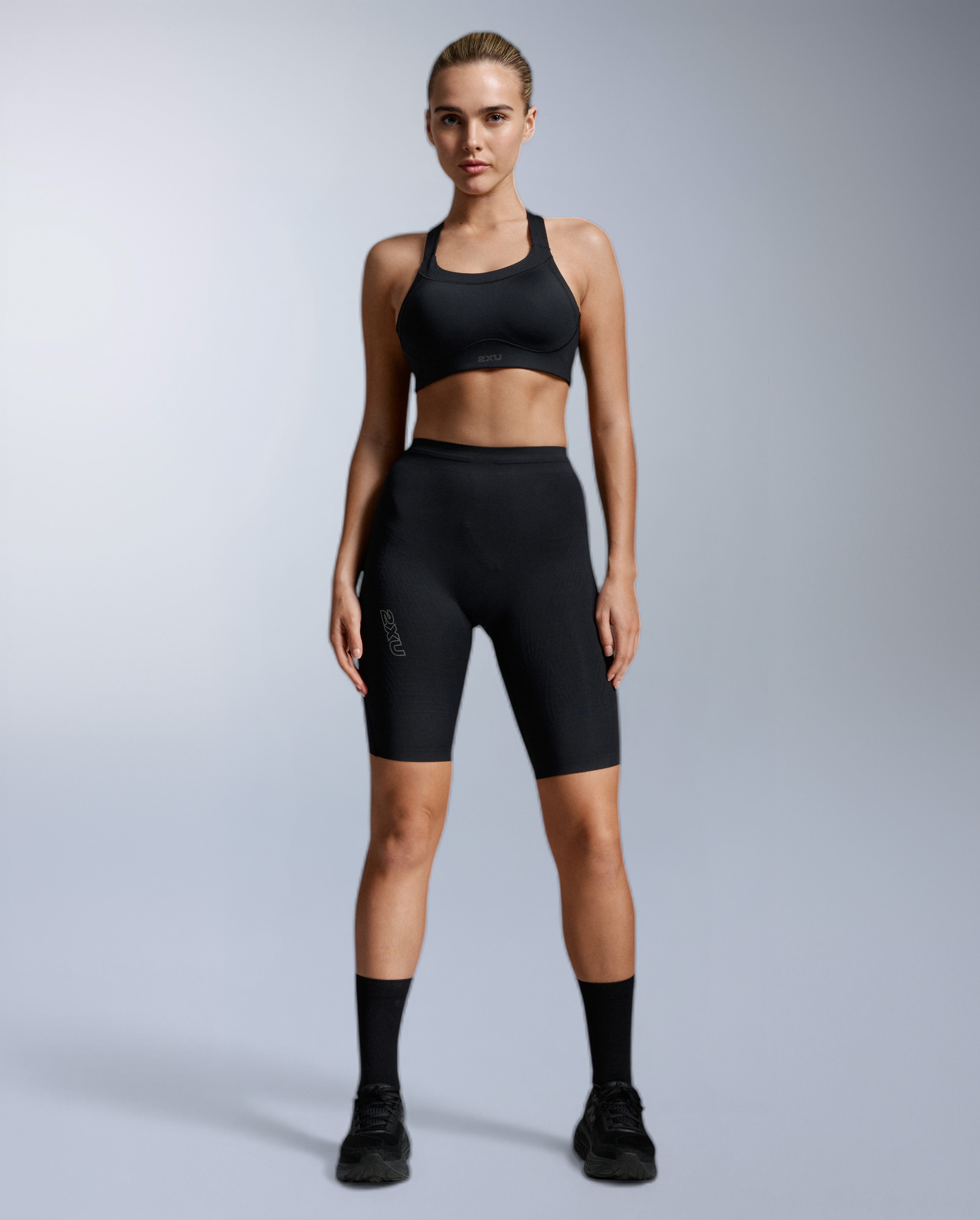 2xu-light-speed-high-impact-sport-bh-damen-schwarz-cups image 5