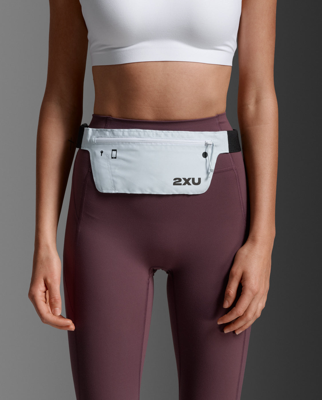 2xu-swim-race-slim-run-belt-laufg-rtel-moonstone-unisex image 1
