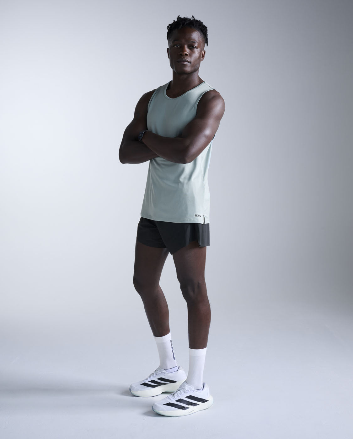 2xu-aero-tank-herren-smoke-blue-funktionssinglet-atmungsaktiv image 5