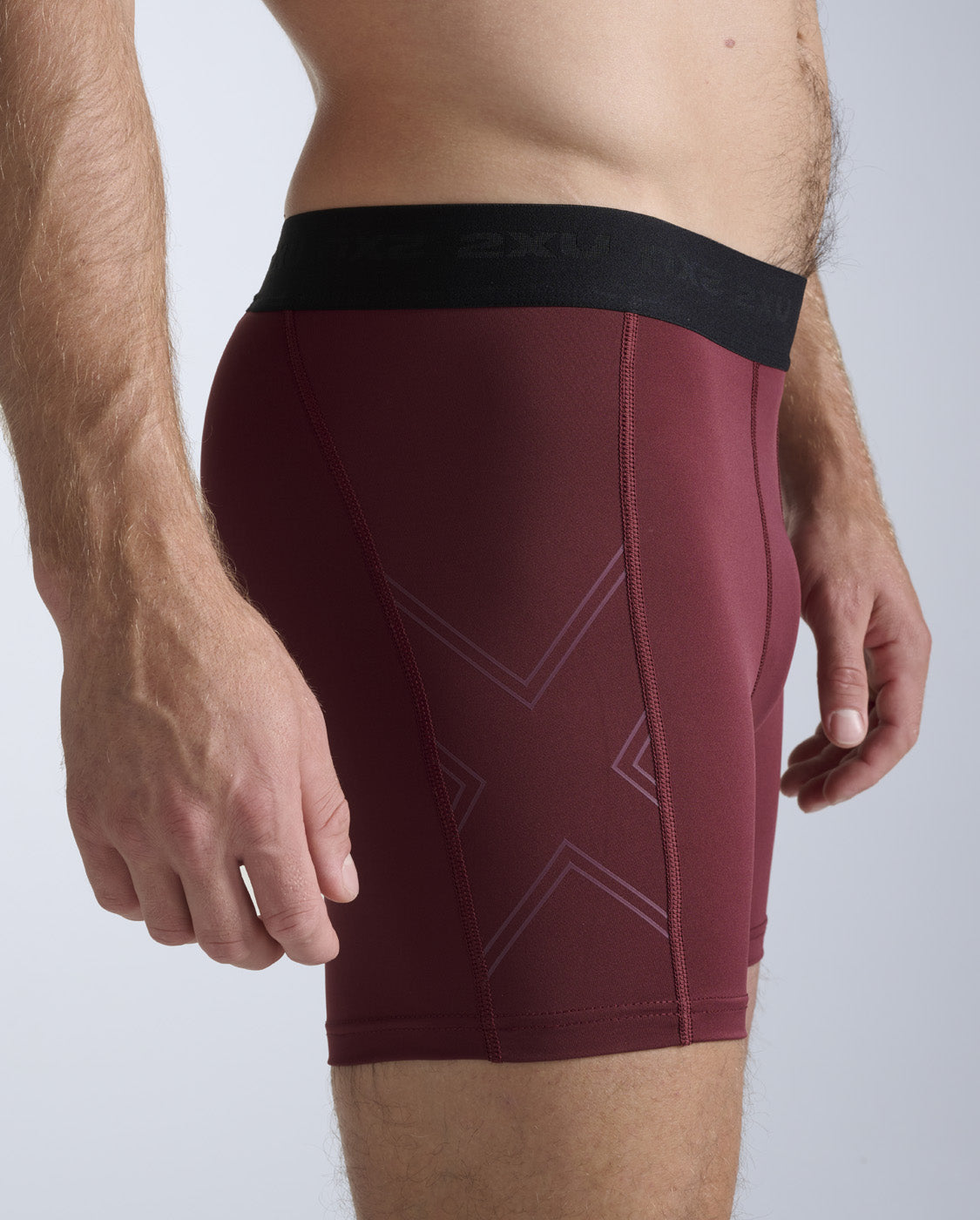 2xu-core-base-layer-1-2-shorts-kompressionsshorts-maroon image 8