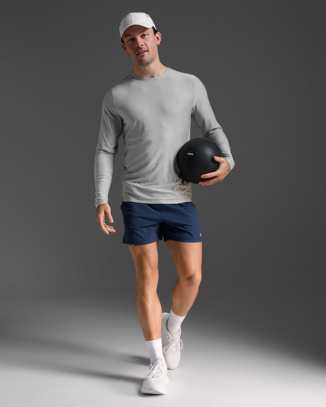 2xu-signature-langarmshirt-herren-harbor-mist-regular image 6