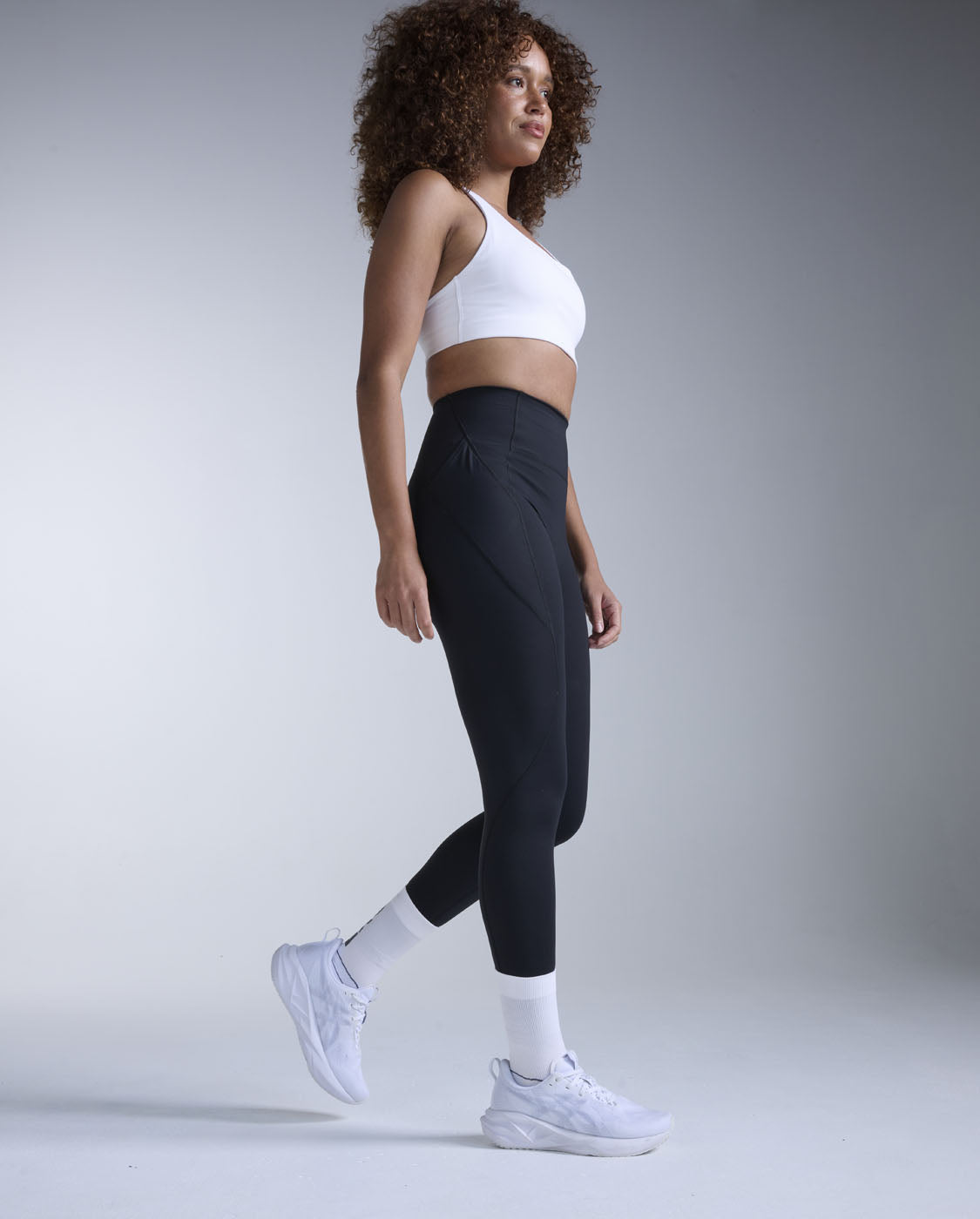 2xu-flex-hi-rise-compression-tights-leggings-schwarz-high-waist image 7