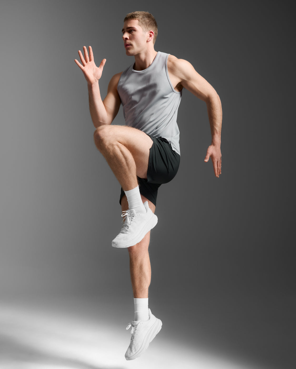 2xu-aero-tank-lauf-singlet-weathervane-herren image 5