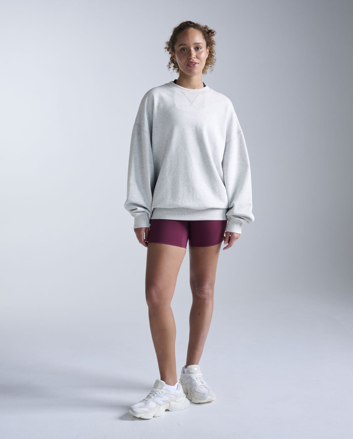 2xu-ez-oversized-bio-baumwoll-crew-grey-marle image 6