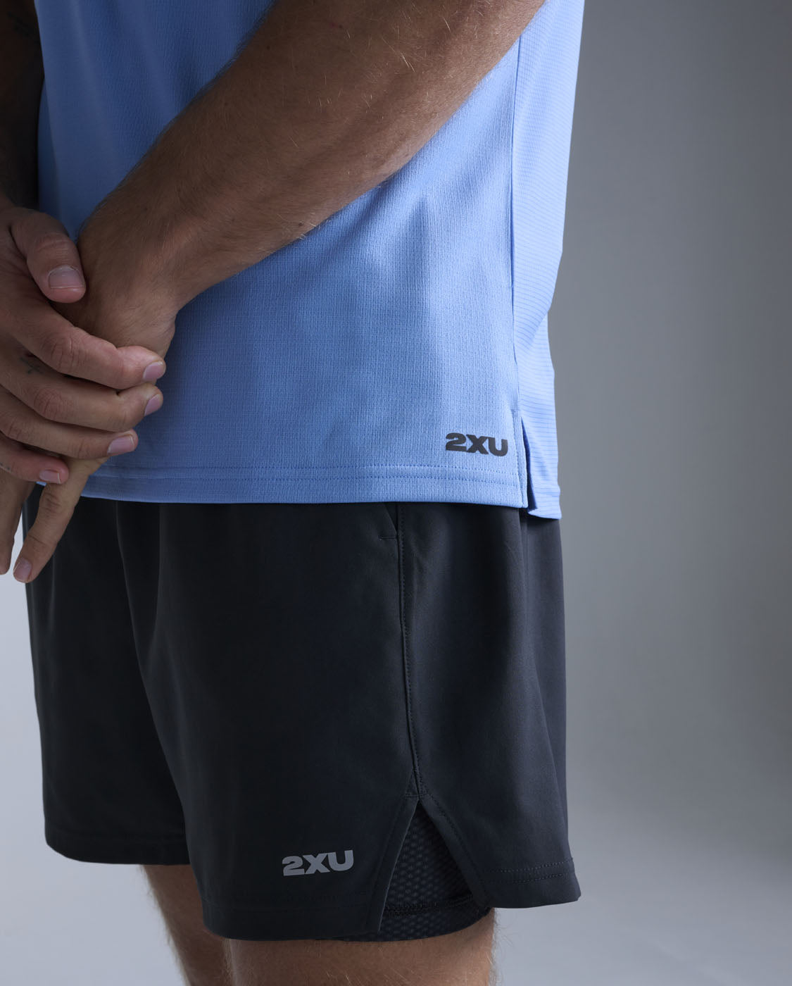 2xu-aero-tee-laufshirt-herren-silverlake-blue image 4
