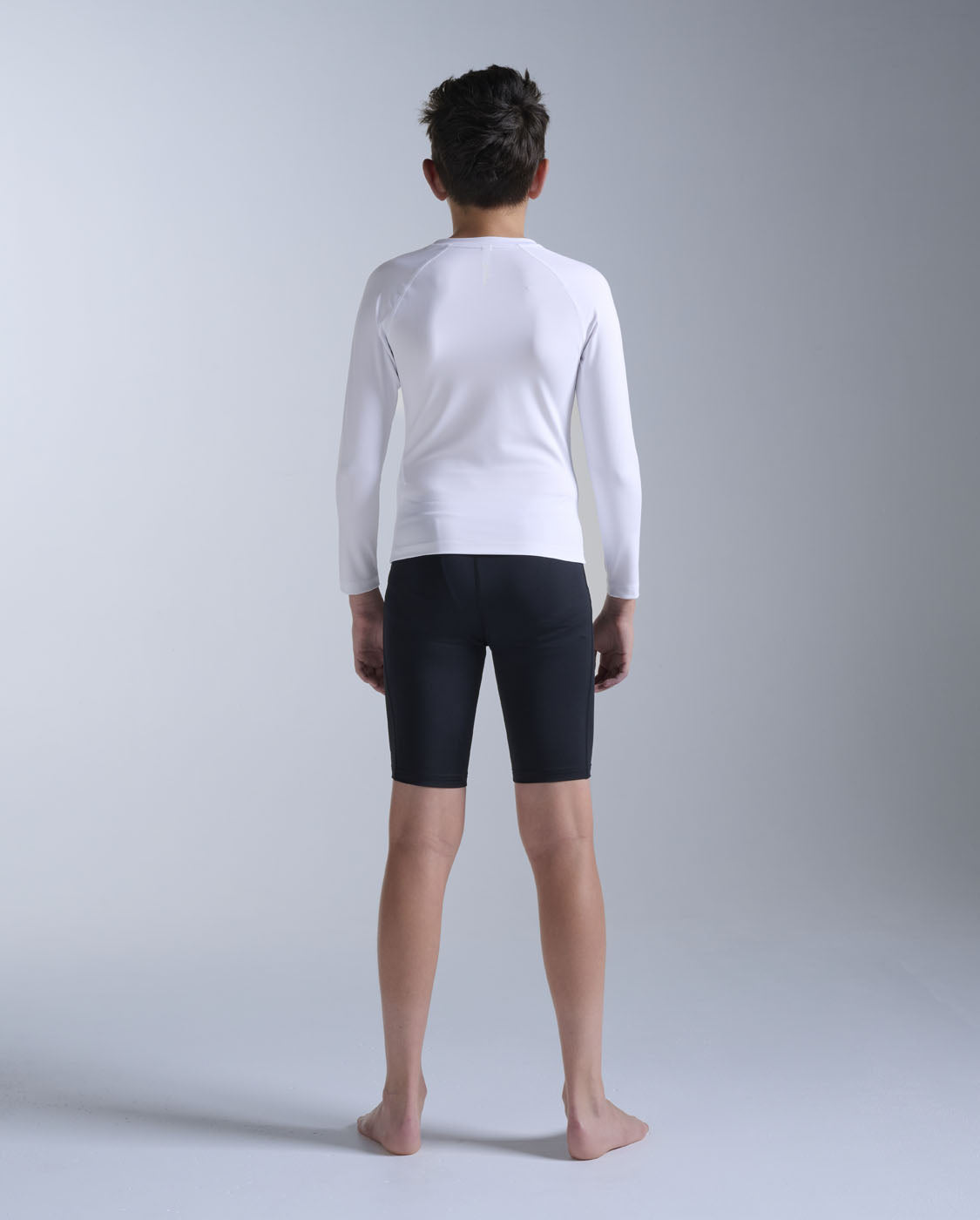 2xu-core-boys-compression-shorts-schwarz-silber-kinder image 2