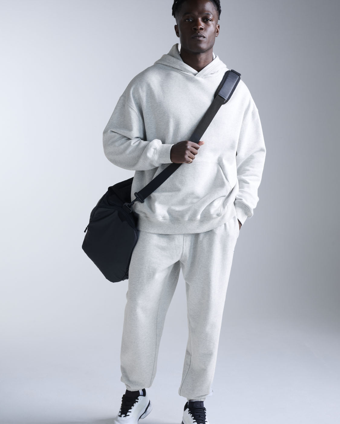 2xu-ez-oversized-trackpants-herren-grau-bio-baumwolle image 7