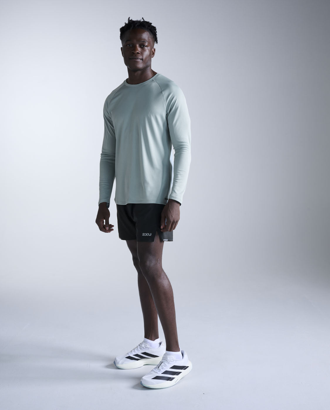 2xu-aero-long-sleeve-laufshirt-herren-smoke-blue image 5