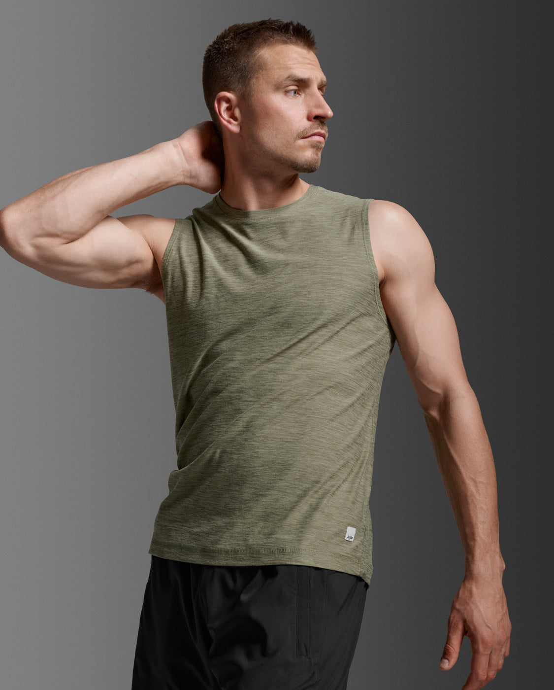 2xu-signature-tank-top-herren-hunter-green-jersey image 4