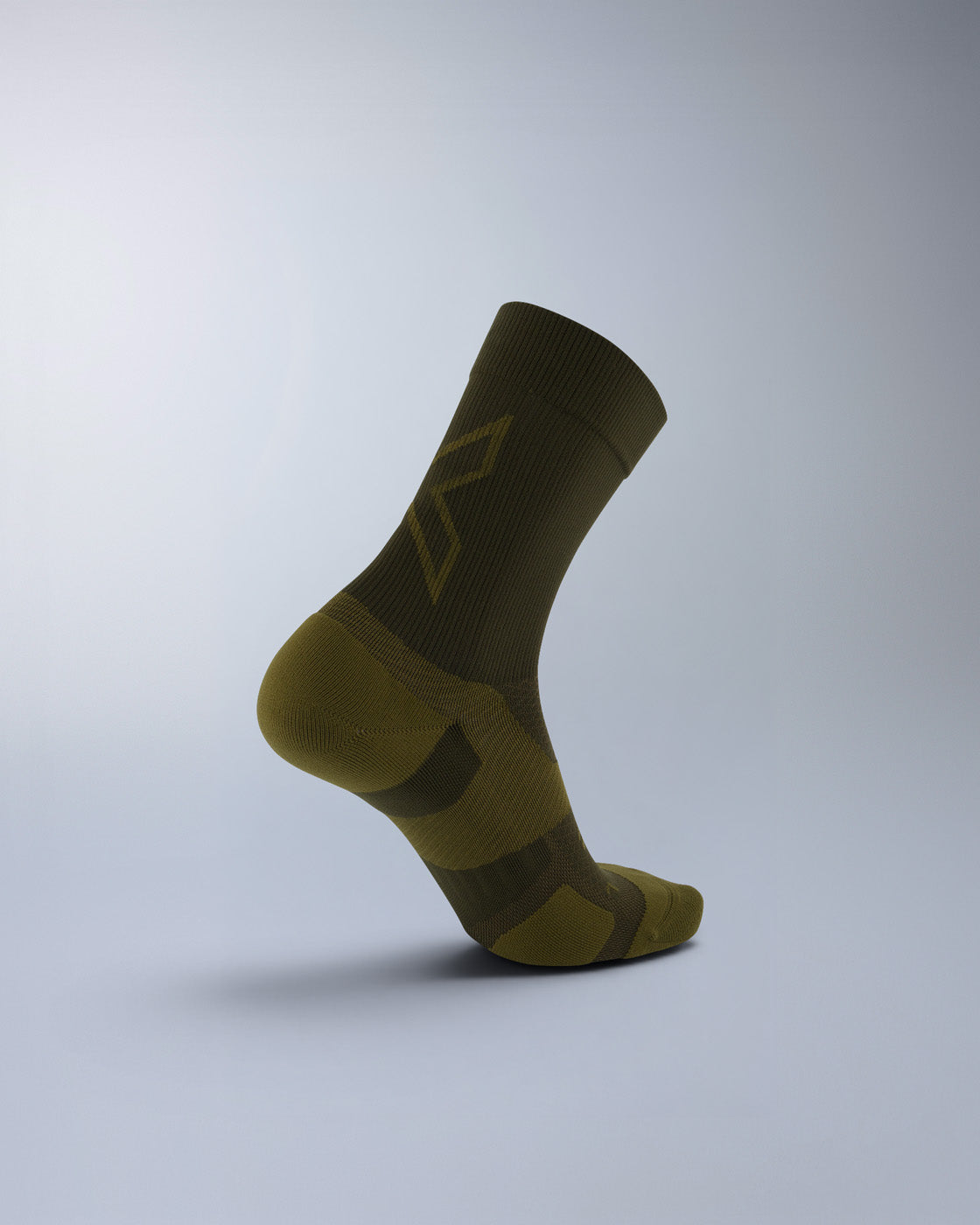 2xu-vectr-light-cushion-crew-socken-flint-hunter-green image 3
