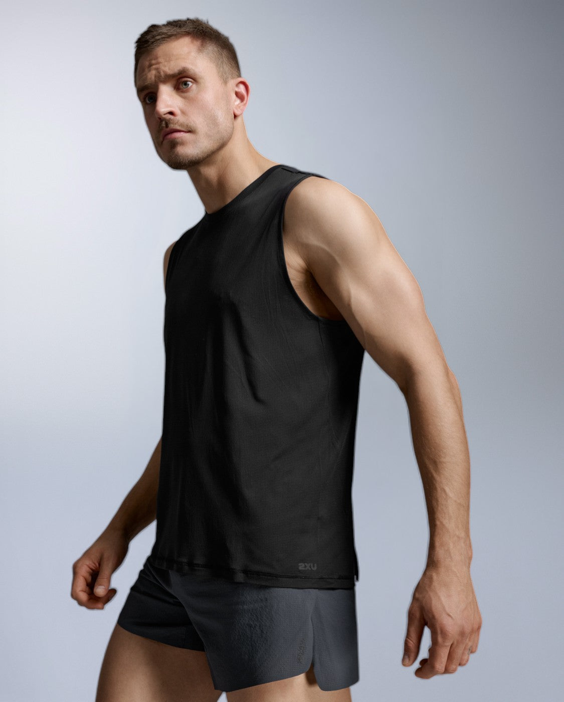 2xu-aero-trail-tank-top-herren-black-black-reflective-upf-50 image 7