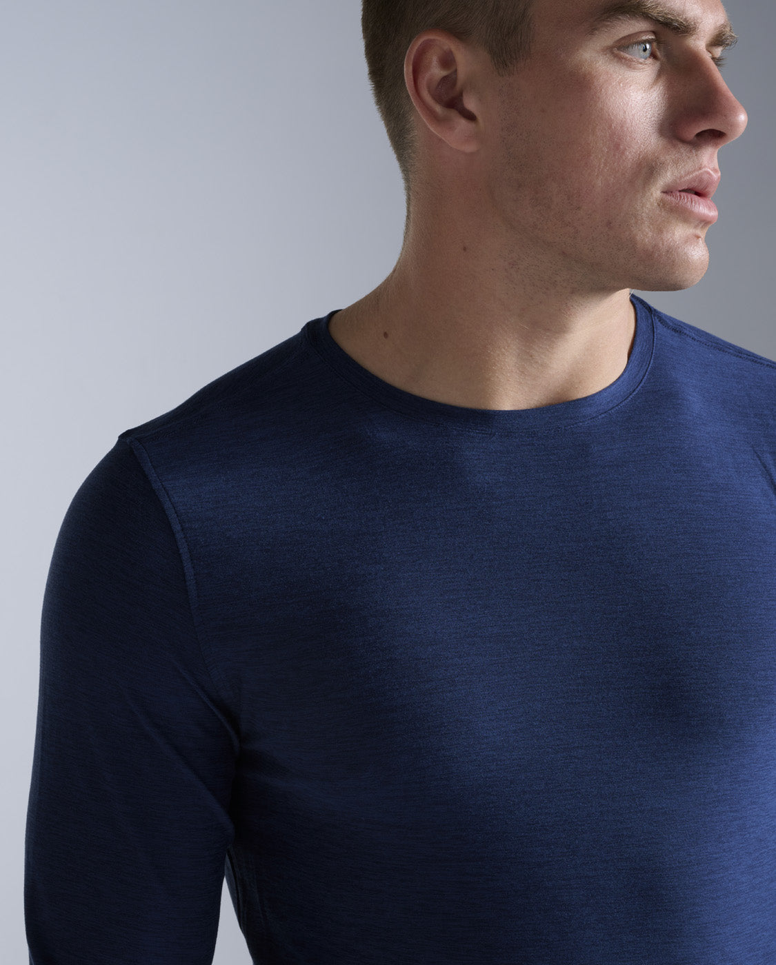 2xu-signature-long-sleeve-langarmshirt-herren-midnight image 6