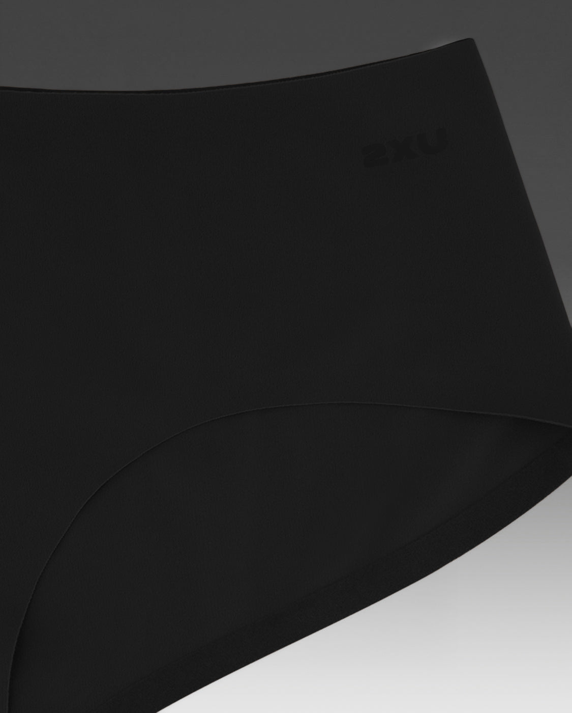 2xu-24-7-invisible-hipster-brief-slip-schwarz-3er-pack image 2