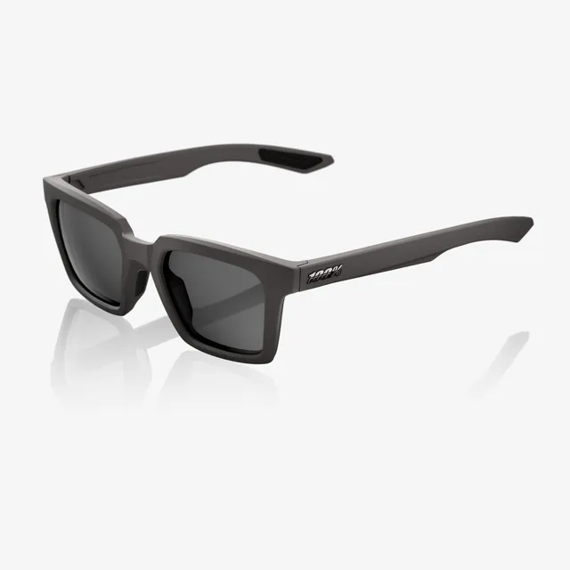 100-erba-matte-dark-smoke-sonnenbrille-smoke-eckig image 1