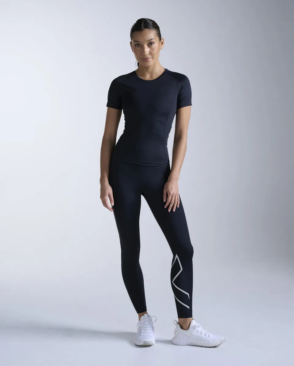 2xu-core-compression-short-sleeve-damen-black-black image 1