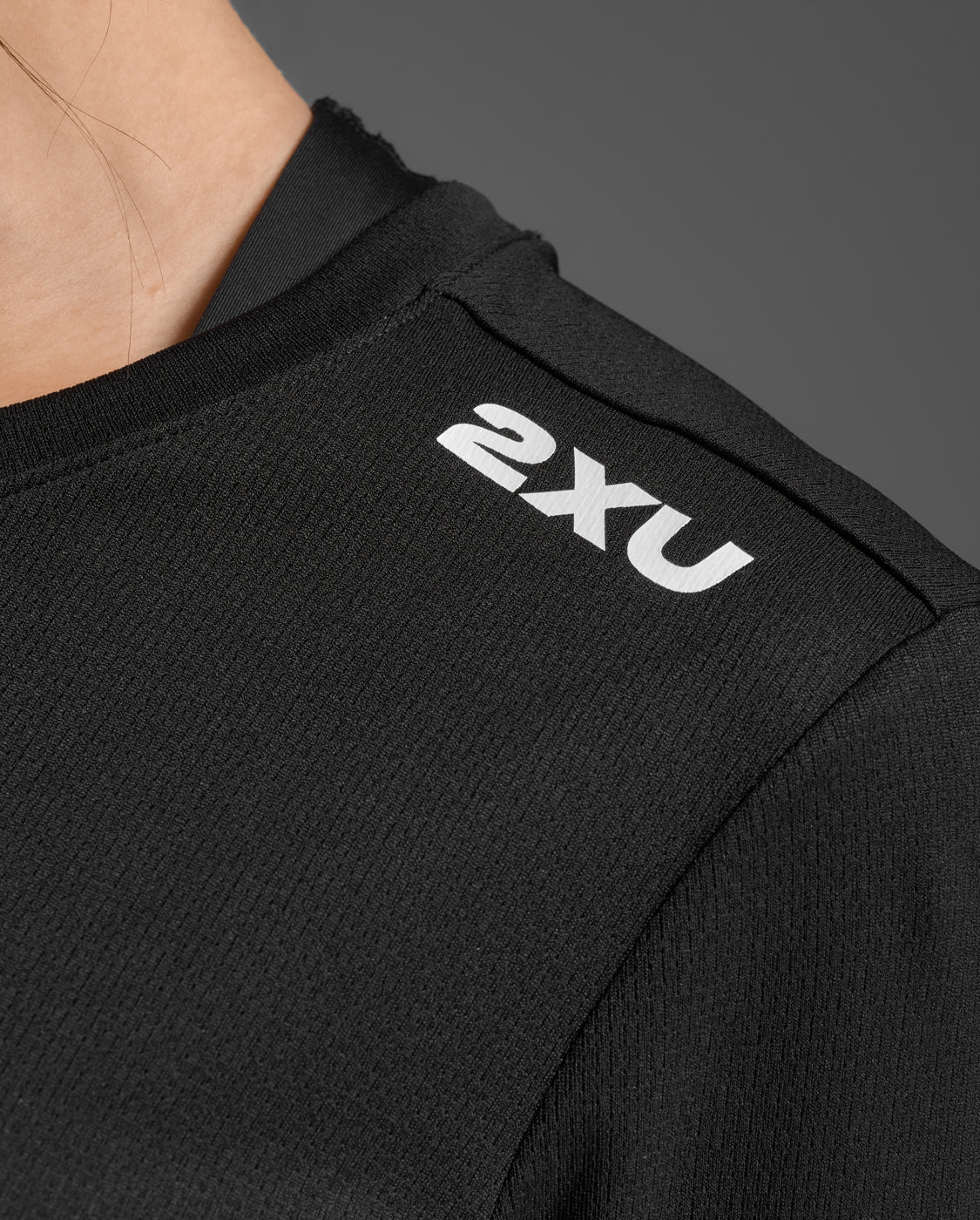 2xu-motion-aspire-long-sleeve-langarmshirt-schwarz image 8