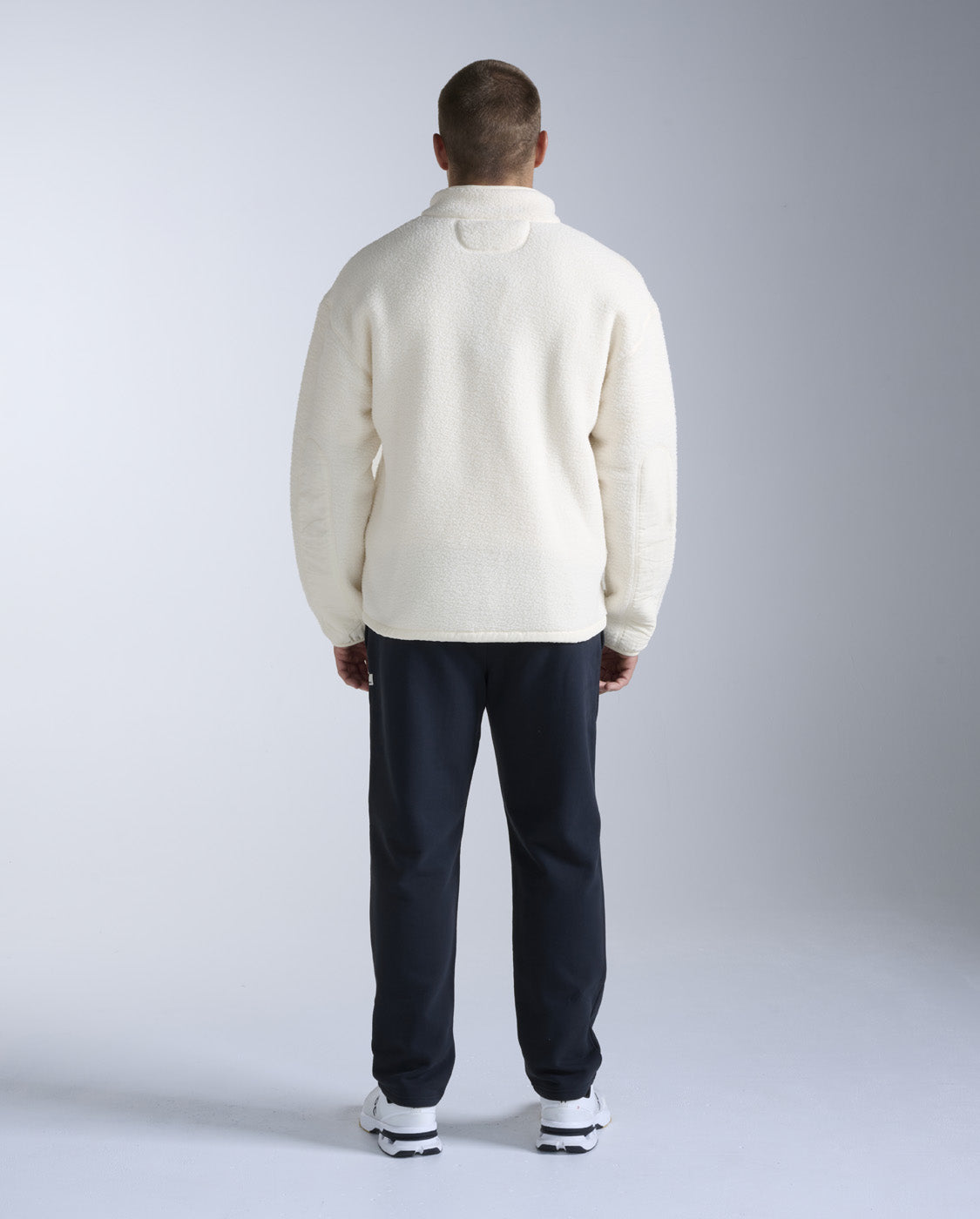 2xu-ignition-sherpa-zip-fleecejacke-chalk-herren-oversized image 4