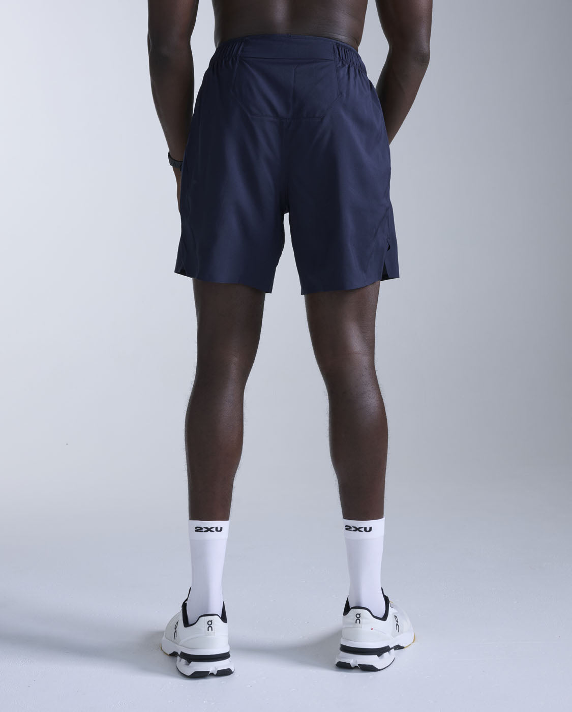 2xu-motion-7-inch-shorts-herren-midnight image 2