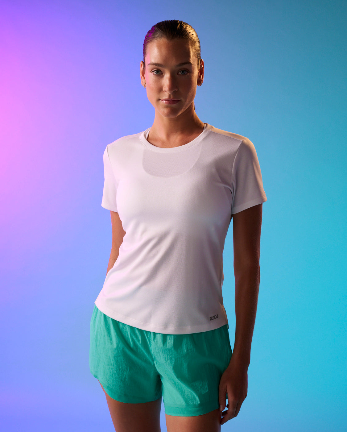 2xu-aero-laufshirt-damen-white-metro-mint-slim image 5