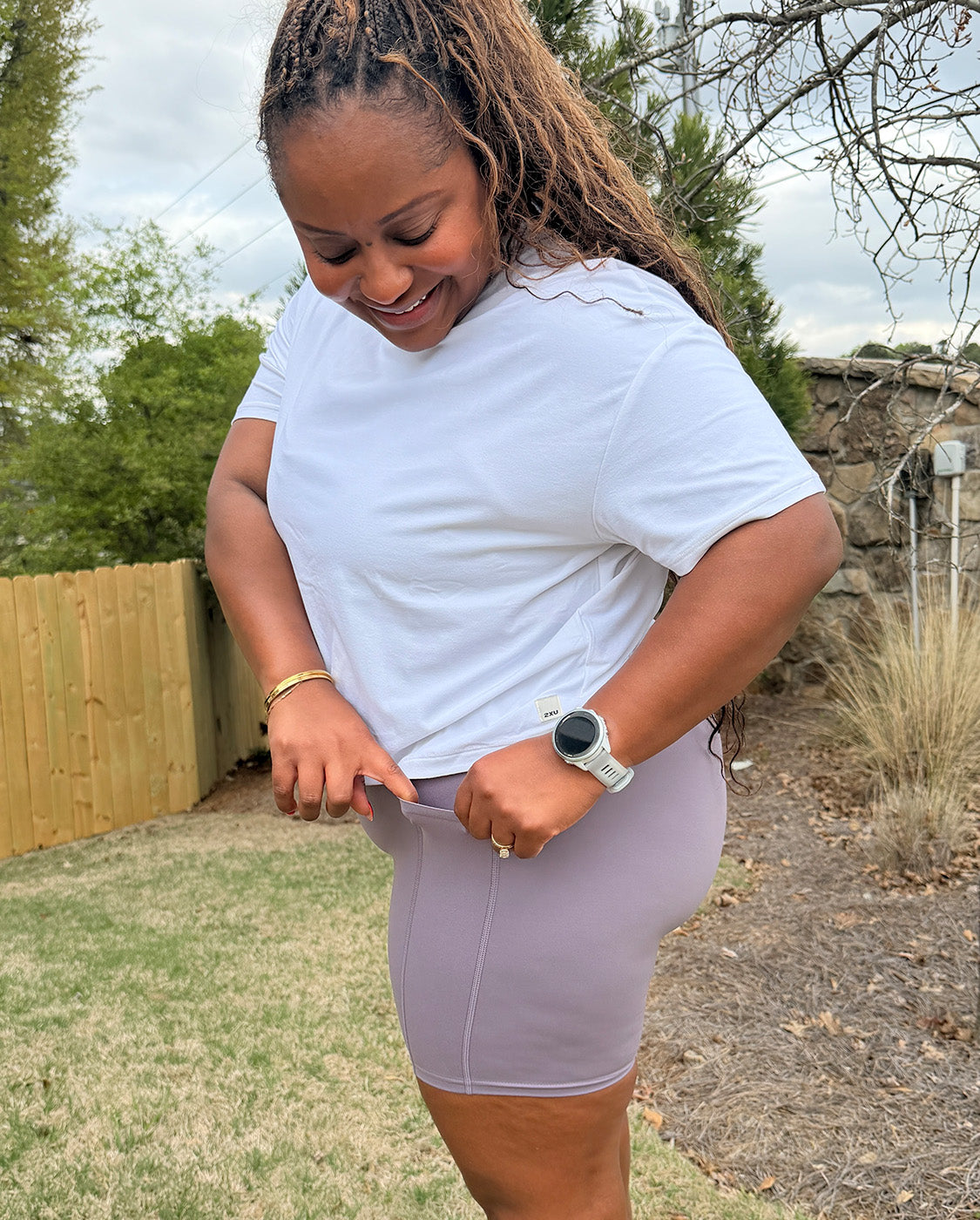 2xu-form-stash-hi-rise-compression-shorts-6-lila image 2