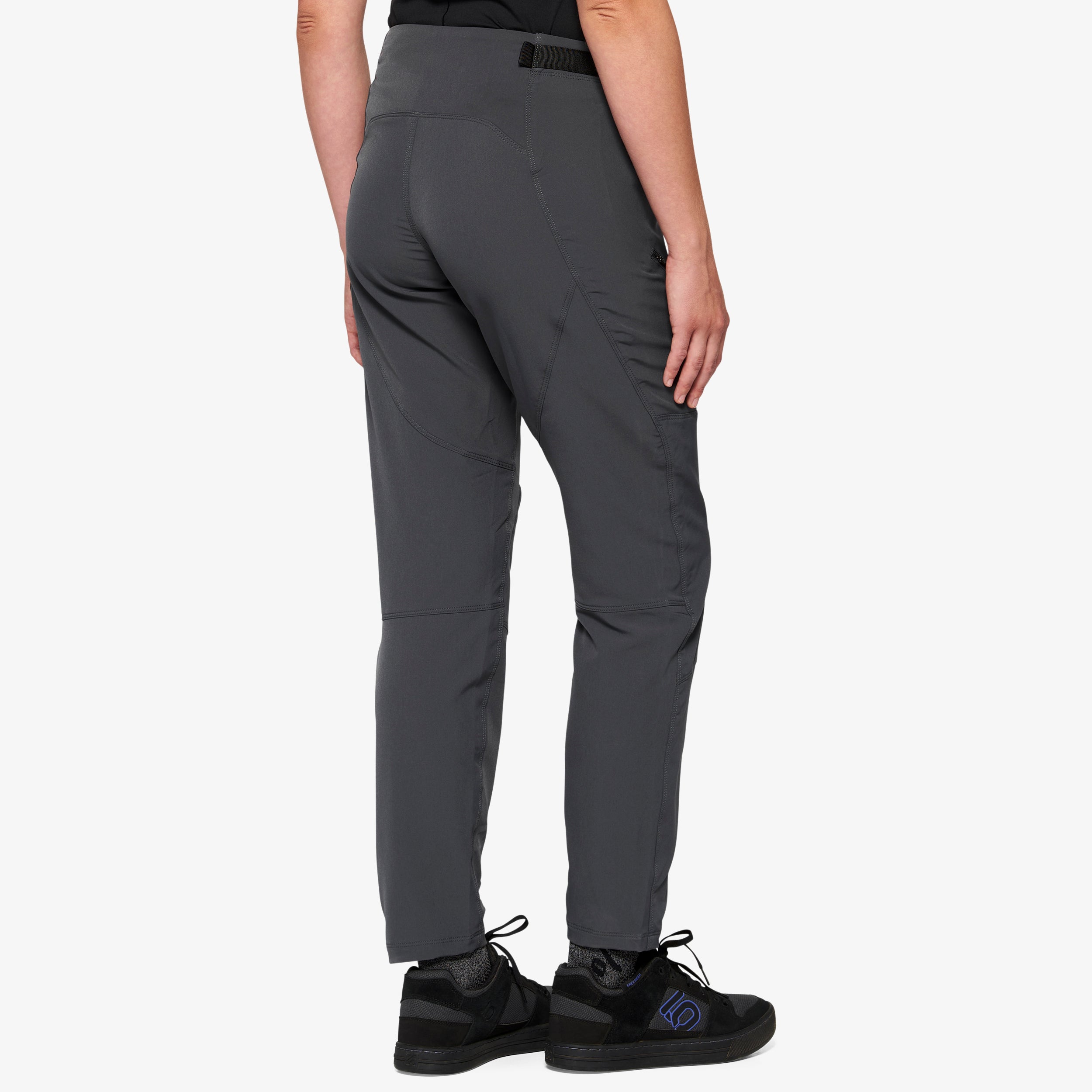 100-airmatic-damen-radhose-charcoal-trail image 2