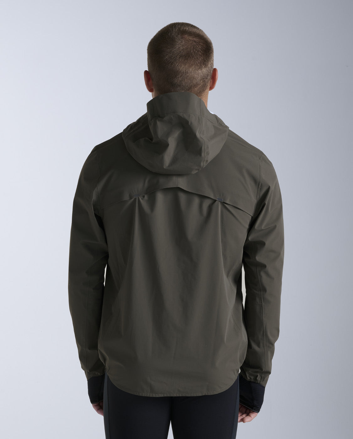 2xu-ignition-shield-laufjacke-herren-flint-black-wasserdicht image 3