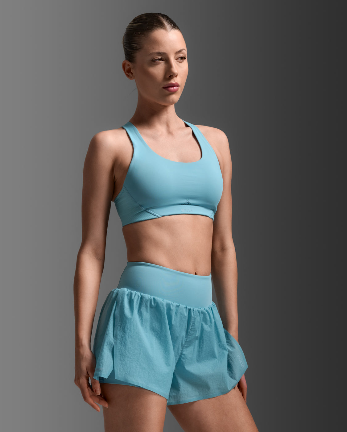 2xu-aero-mesh-medium-impact-sport-bh-retro-blue-damen image 4