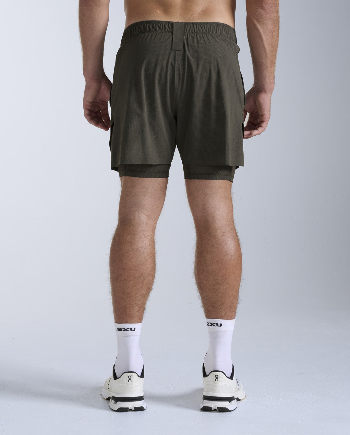 2xu-force-2-in-1-5-inch-shorts-herren-flint-training image 5