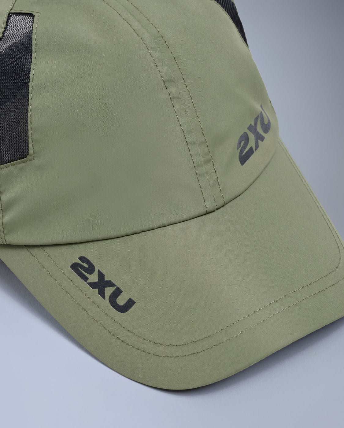 2xu-aero-run-cap-unisex-alpine-black image 4