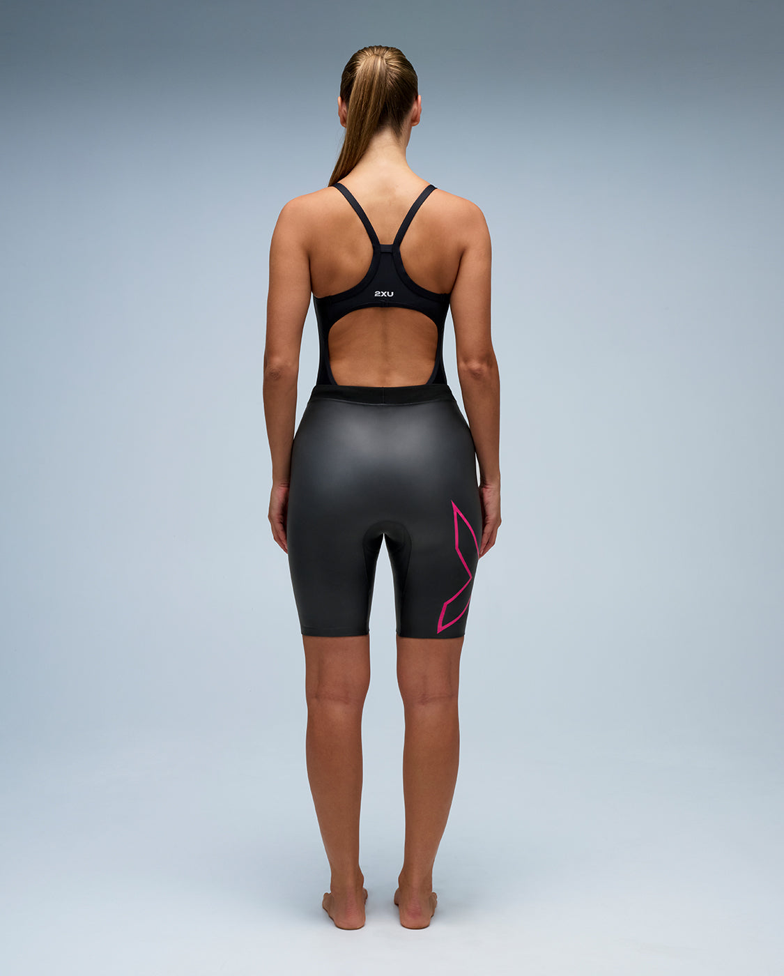 2xu-propel-buoyancy-short-neopren-damen-black-fuchsia image 8