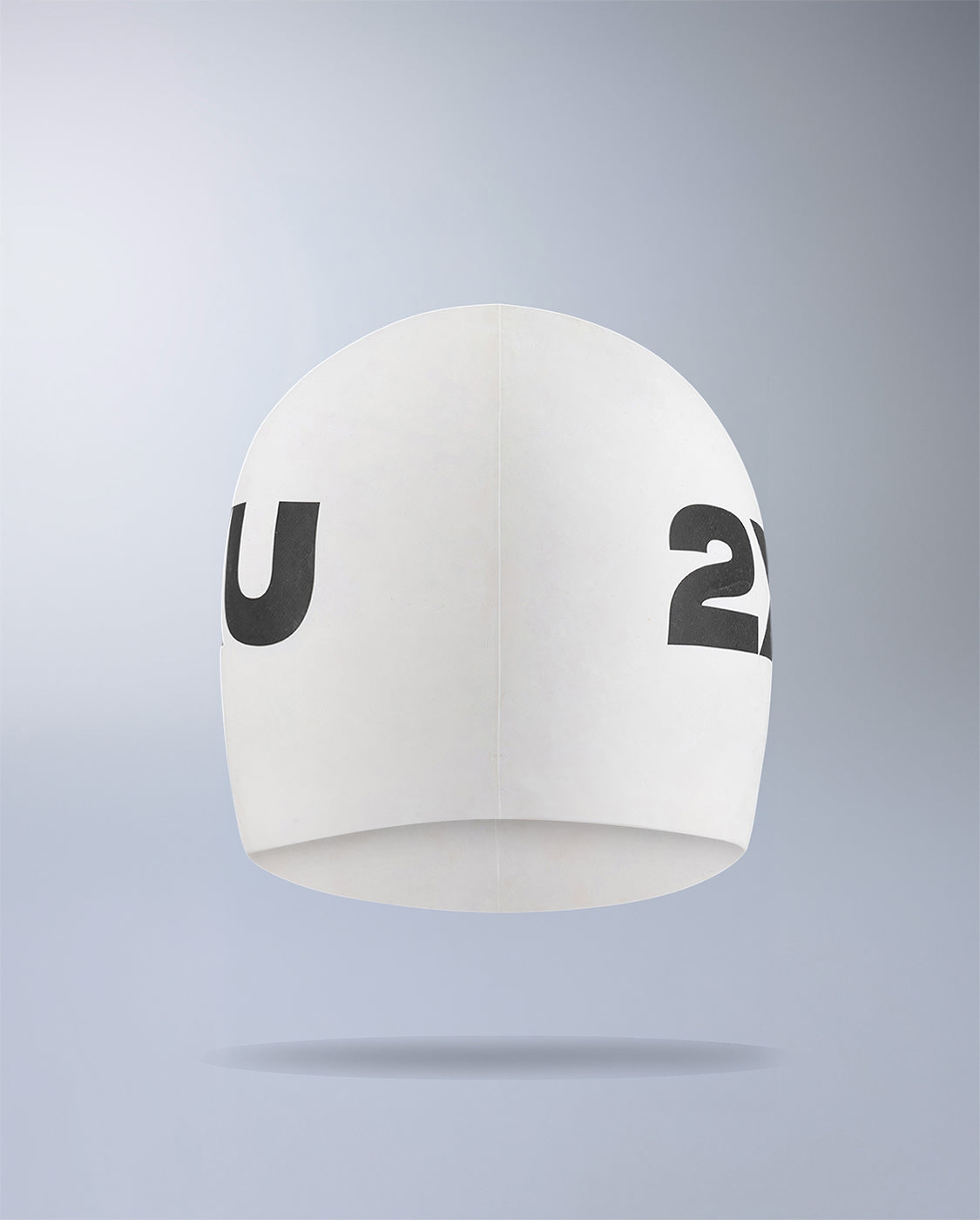 2xu-swim-race-badekappe-silikon-wei image 2