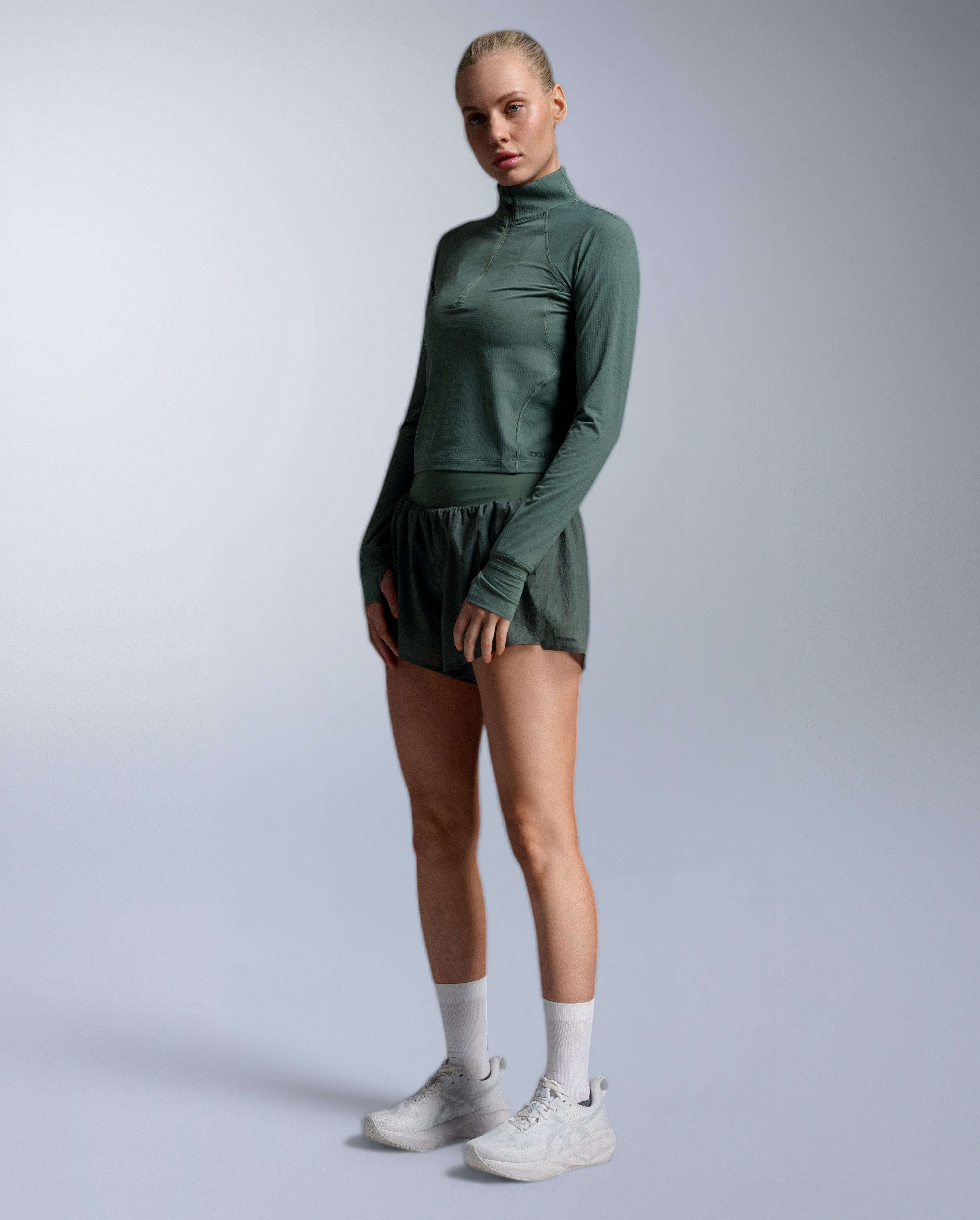 2xu-aero-waffle-1-2-zip-laufpullover-olive-leaf-damen image 3