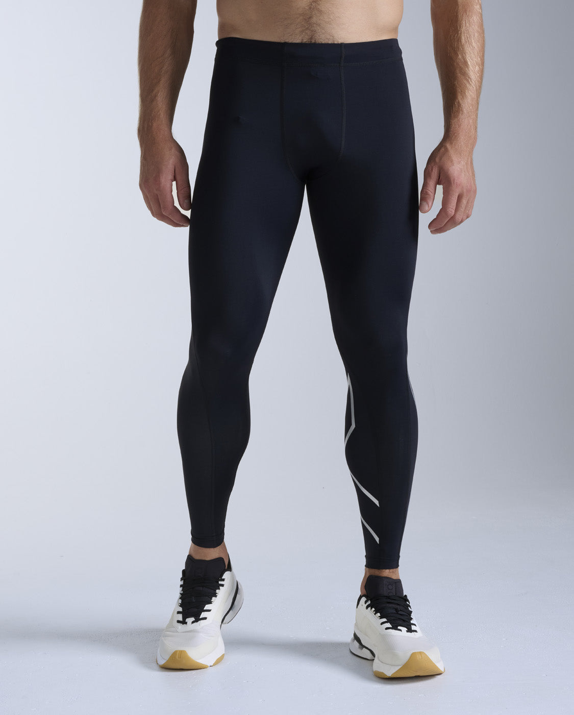 2xu-core-compression-tights-herren-black-silver-lauftights image 1