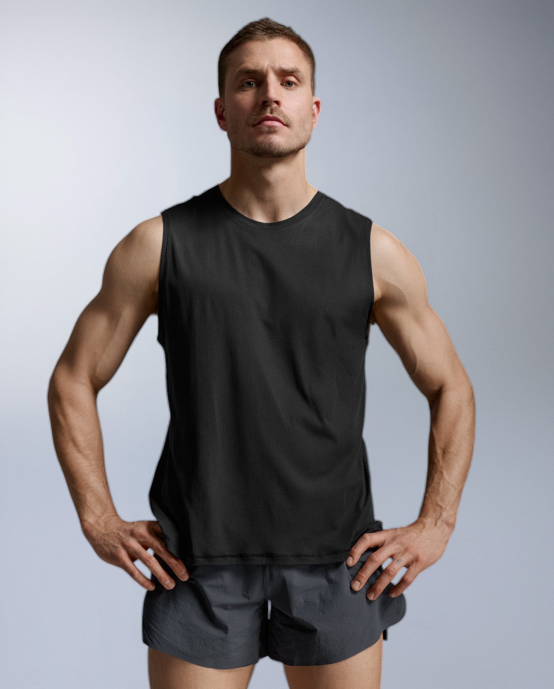 2xu-aero-trail-tank-top-herren-black-black-reflective-upf-50 image 3