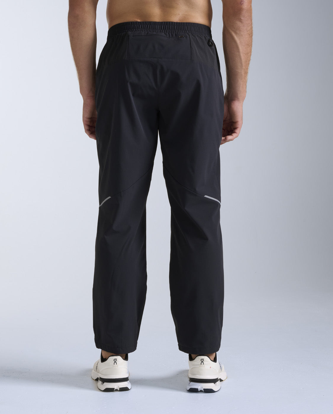 2xu-aero-trail-jogger-herren-schwarz image 8