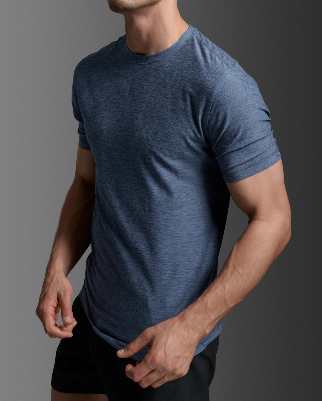 2xu-signature-tee-t-shirt-herren-indigo-regular-kurzarm image 4