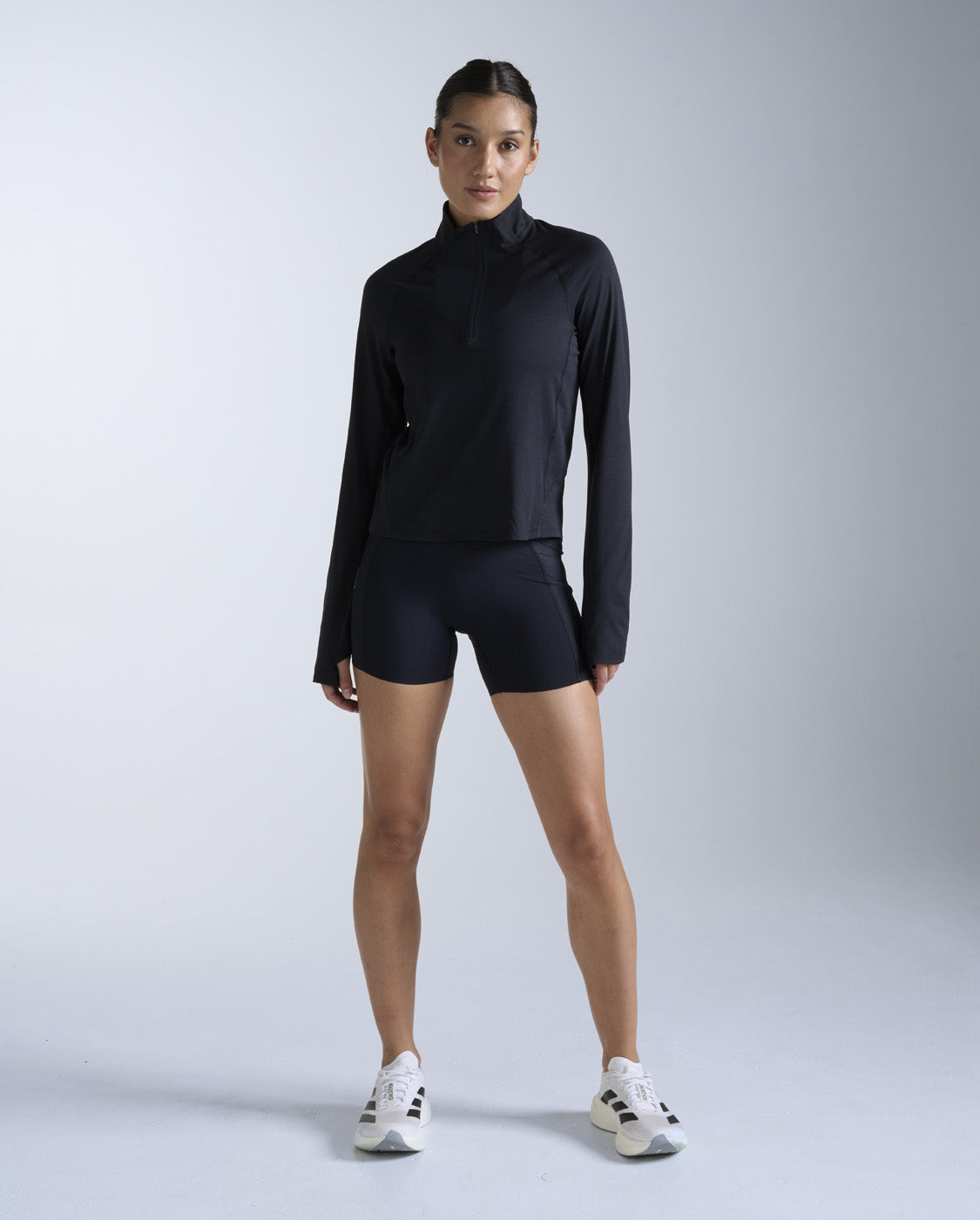 2xu-aero-trail-1-2-zip-laufshirt-damen-schwarz-langarm image 4