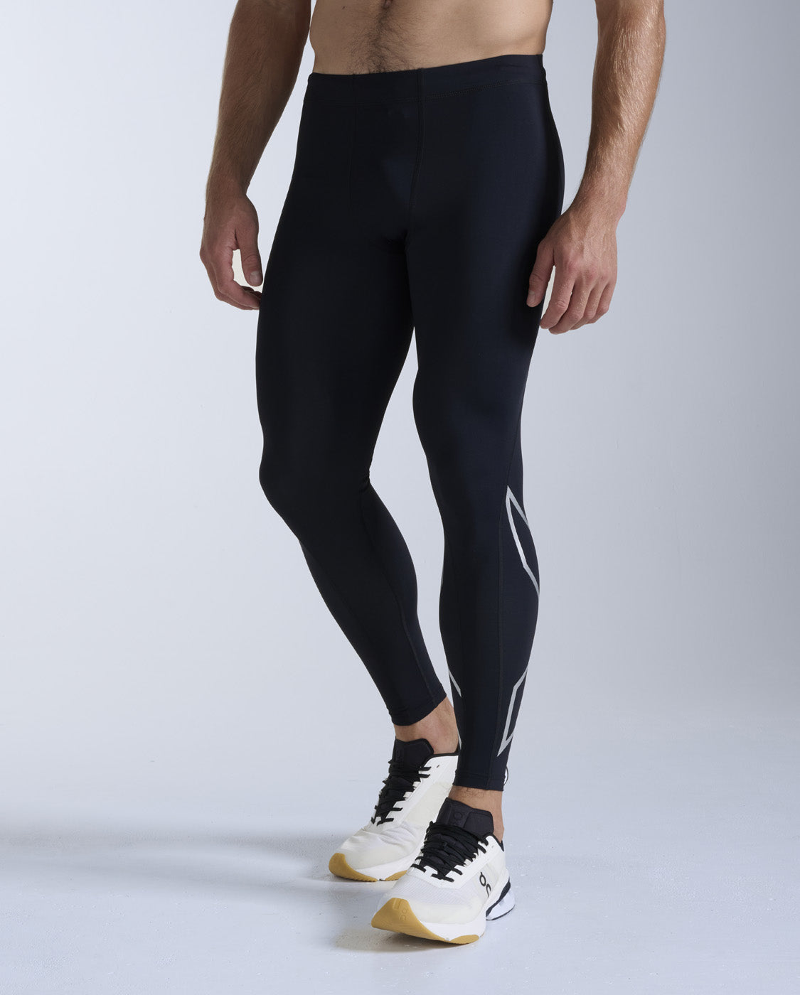 2xu-core-compression-tights-herren-black-silver-lauftights image 2
