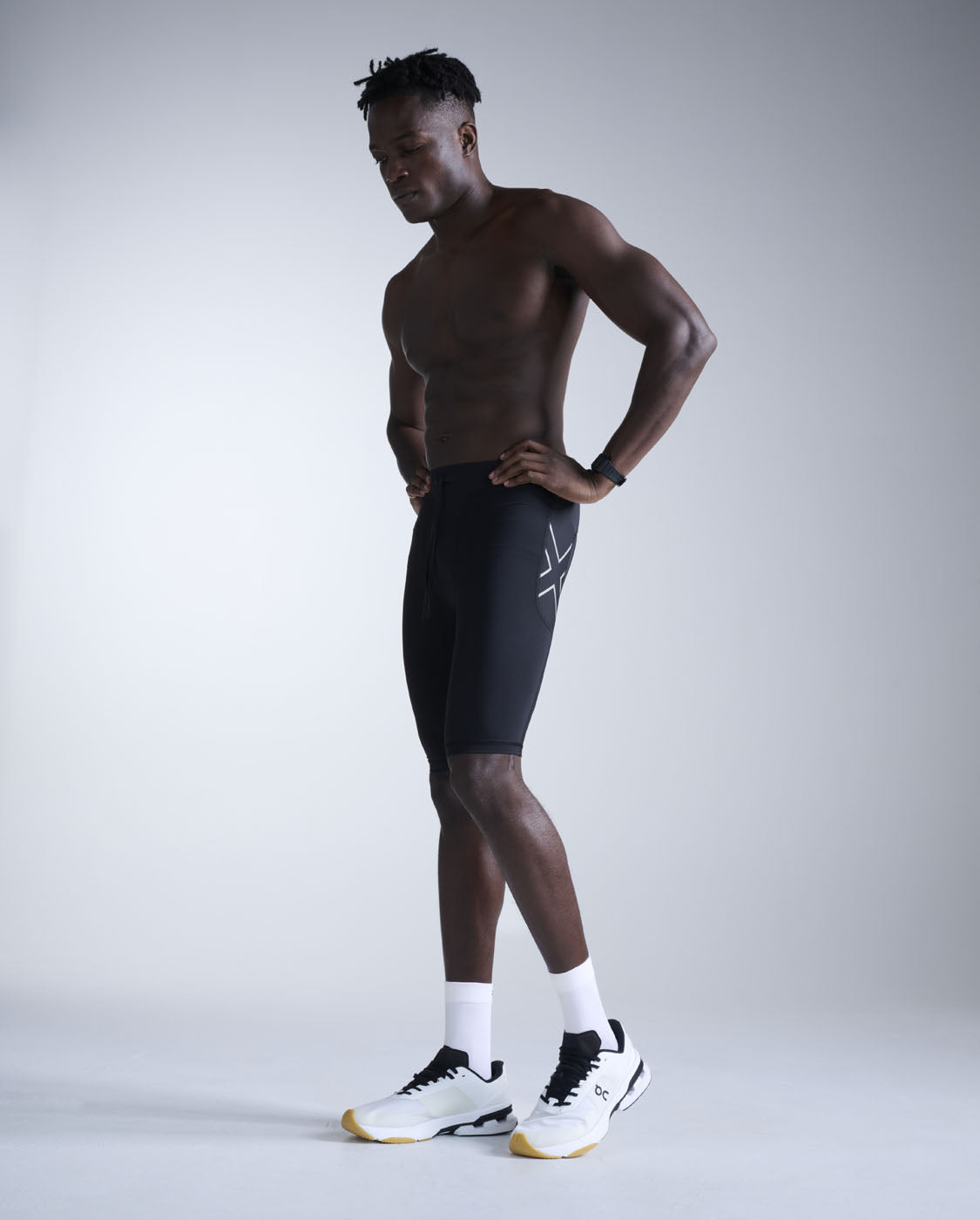 2xu-aero-mesh-compression-shorts-kompressionsshorts-schwarz-herren image 7