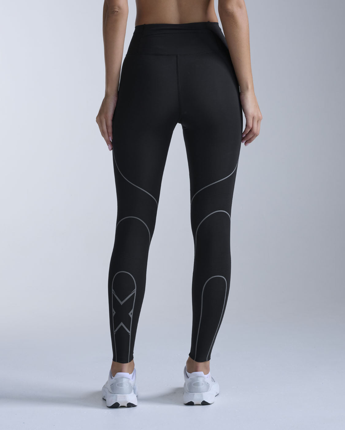 2xu-light-speed-kinesis-hi-rise-tights-damen-schwarz image 4