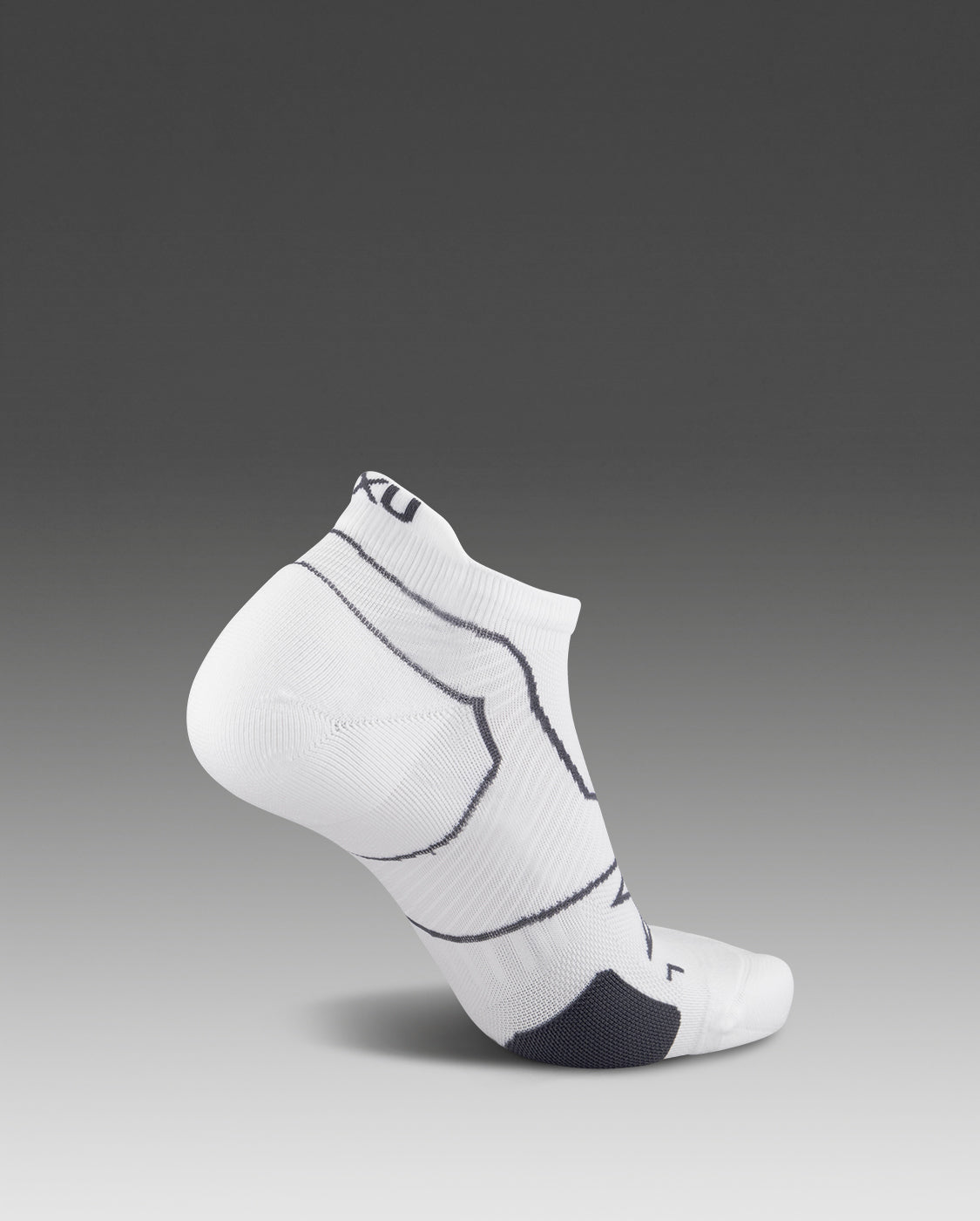 2xu-vectr-cushion-no-show-socks-white-grey-d-mpfung image 3