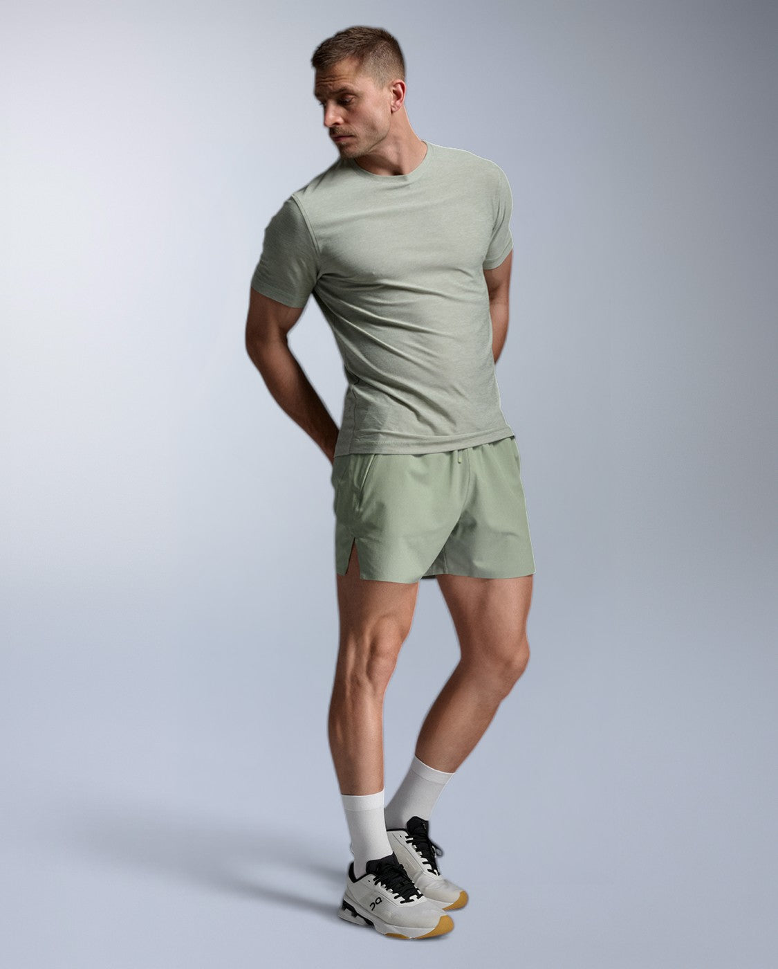 2xu-signature-tee-t-shirt-eucalyptus-herren-schnelltrocknend image 7